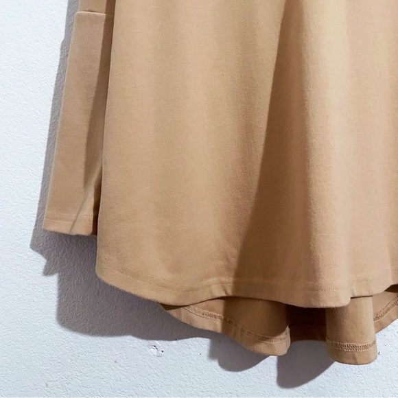 Tuckernuck‎ Pomander Place Easy Polo Swing Sweatshirt in Camel - Picture 5 of 8